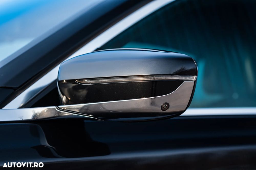 BMW Seria 7 740d xDrive MHEV - 18