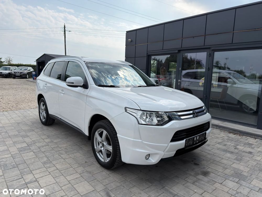 Mitsubishi Outlander 2.2 DID Intense + - 4