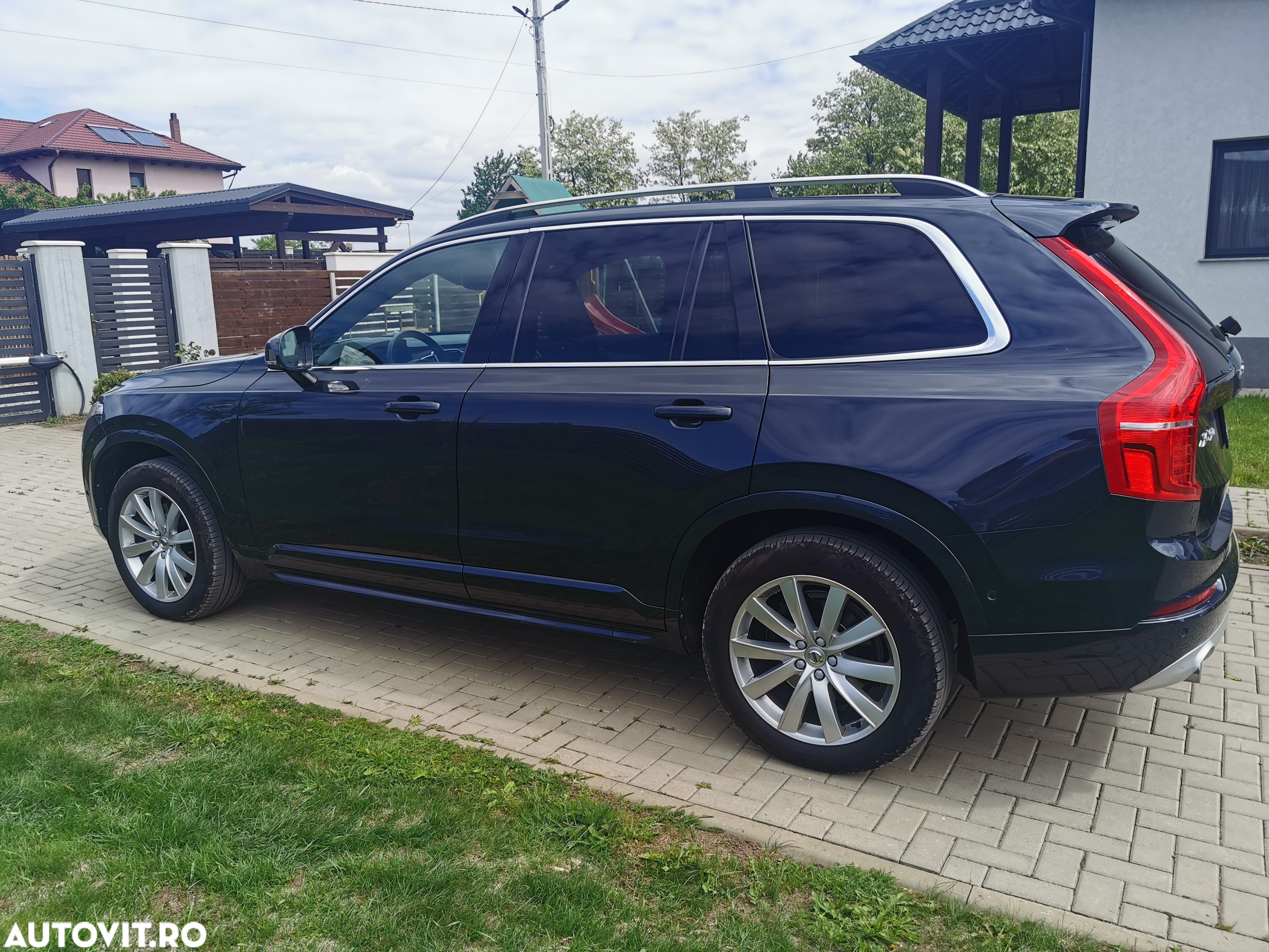 Volvo XC 90 D5 AWD Geartronic Momentum - 9