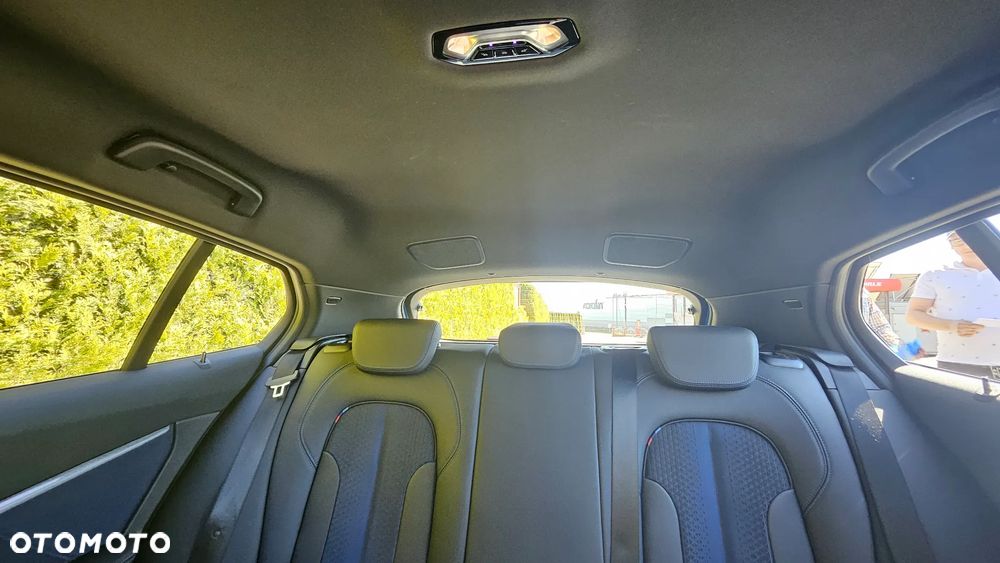 BMW Seria 1 118d Luxury Line sport - 22