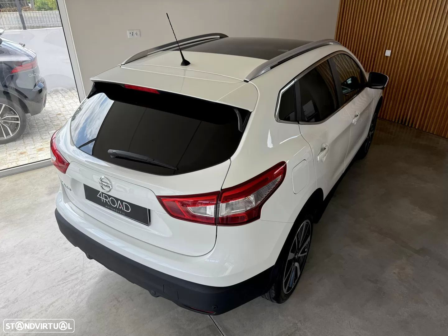 Nissan Qashqai 1.5 dCi Tekna Premium 18 360 - 11