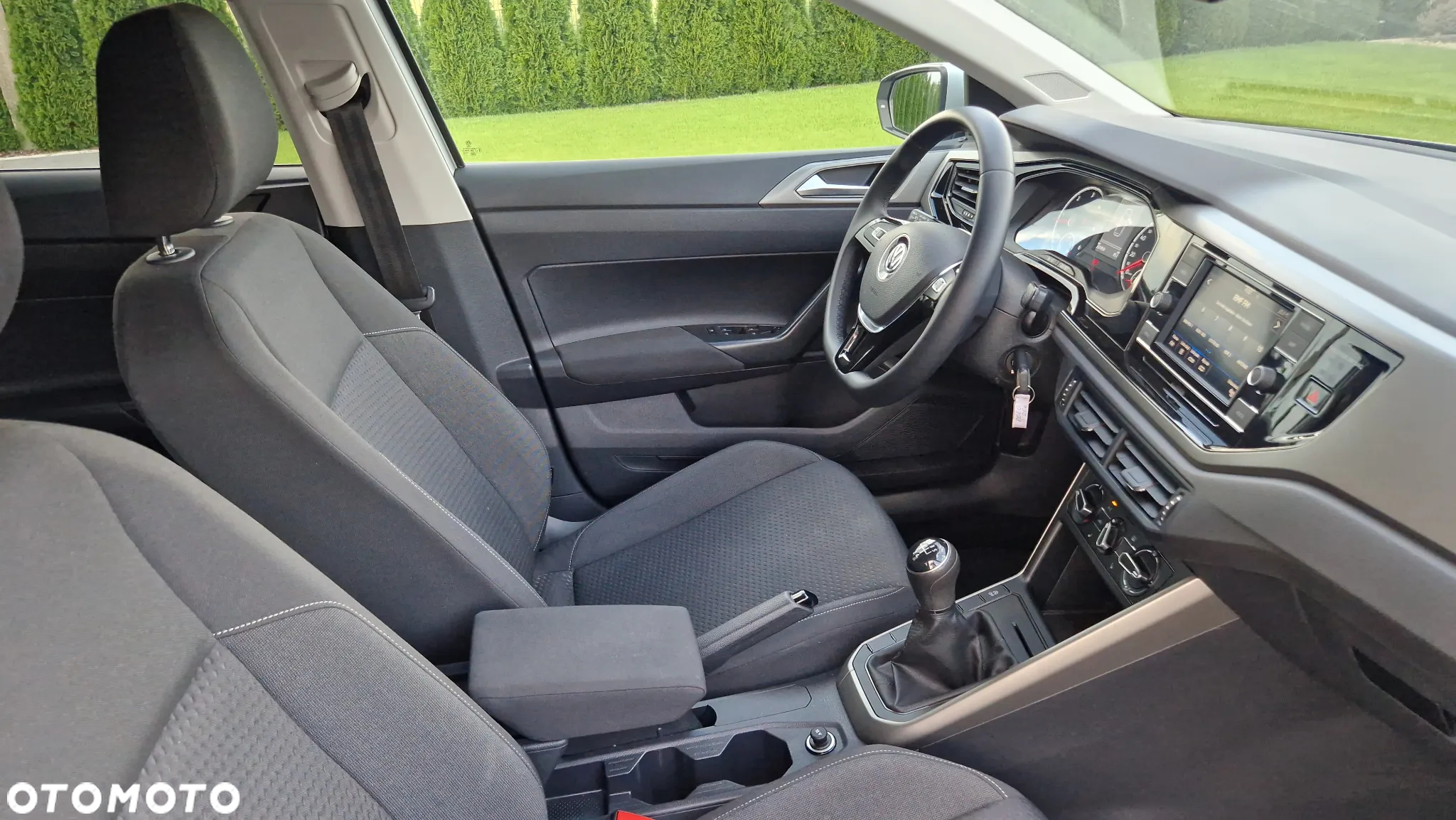 Volkswagen Polo 1.6 TDI SCR Comfortline - 8