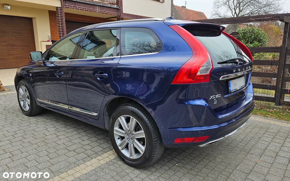 Volvo XC 60 D4 Drive-E Ocean Race - 2