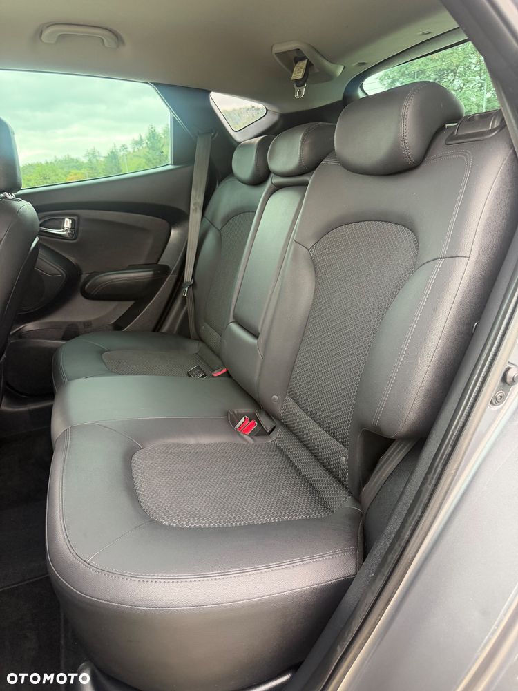 Hyundai ix35 2.0 4WD Premium - 24