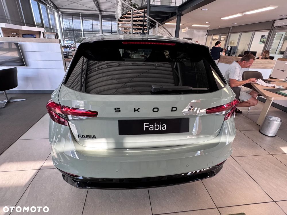 Skoda Fabia 1.0 TSI Monte Carlo DSG - 6