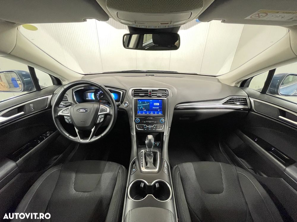 Ford Mondeo 2.0 HEV Titanium - 8
