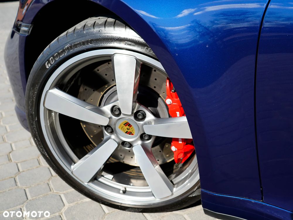 Porsche 911 Turbo - 9