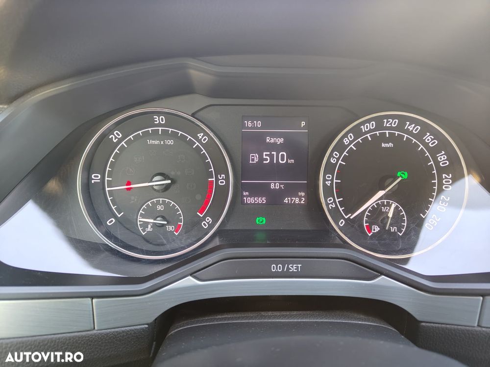 Skoda Superb 2.0 TDI DSG Ambition - 7