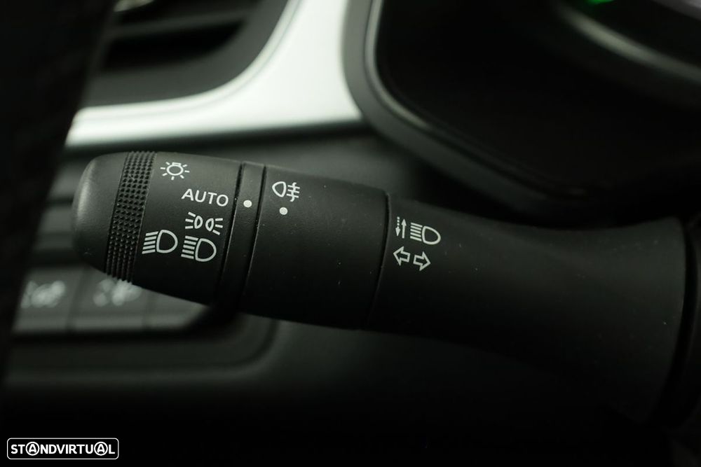 Renault Captur 1.0 TCe Techno Bi-Fuel - 17