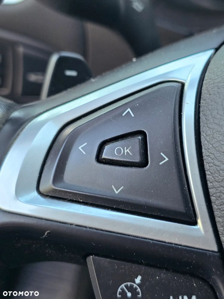 Ford S-Max 2.0 TDCi Titanium PowerShift - 15
