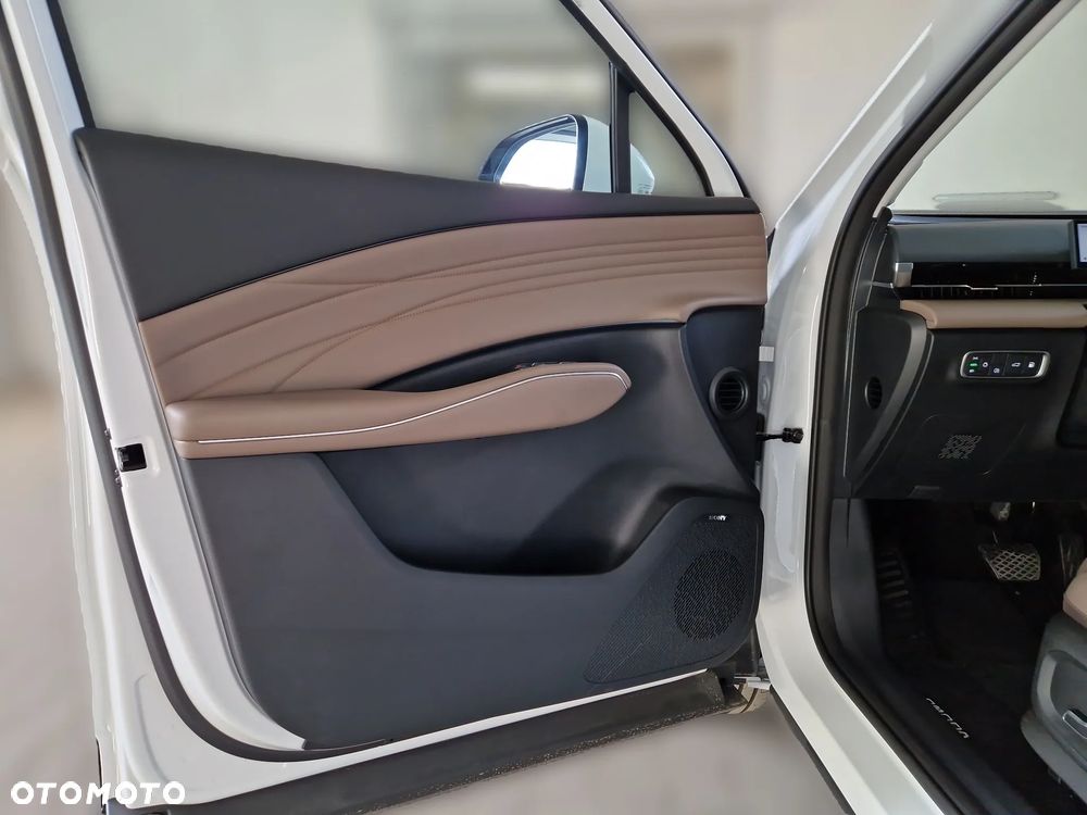 Omoda 7 1.5 T-GDi Super Hybrid Premium - 11
