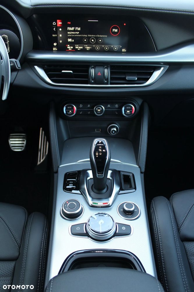 Alfa Romeo Stelvio 2.0 Turbo Veloce Q4 - 14