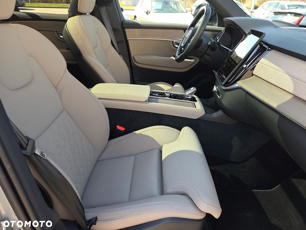 Volvo XC 90 - 11