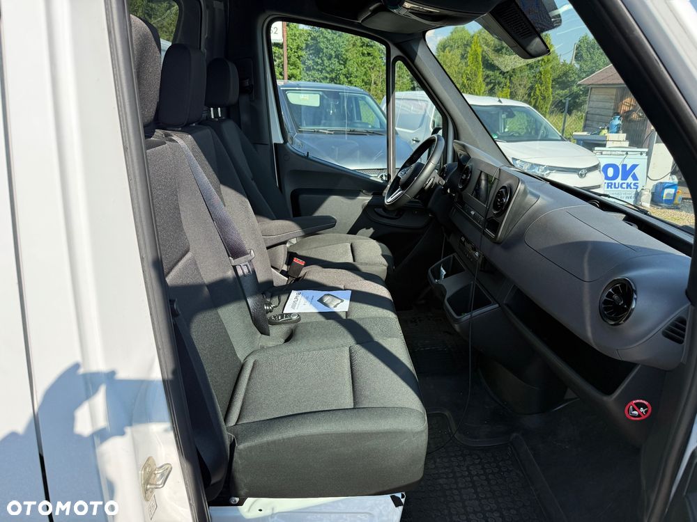 Mercedes-Benz 2023 Sprinter 317 CDI / Automat 9G/Alpine Sound/średni/Klima/Kamera/bdb stan - 15