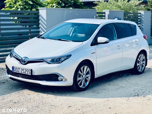 Toyota Auris - 2