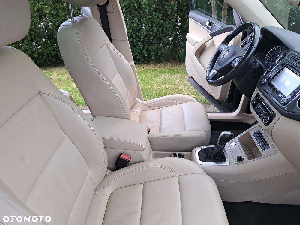 Volkswagen Tiguan - 15