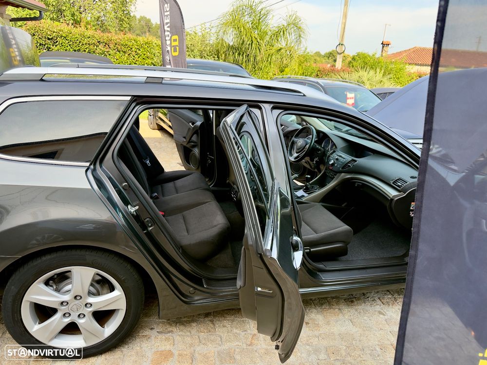 Honda Accord Tourer 2.2 i-DTEC Elegance - 38