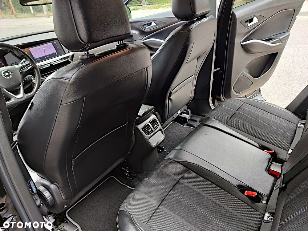 Opel Grandland 1.5 CDTI Business Elegance S&S - 24