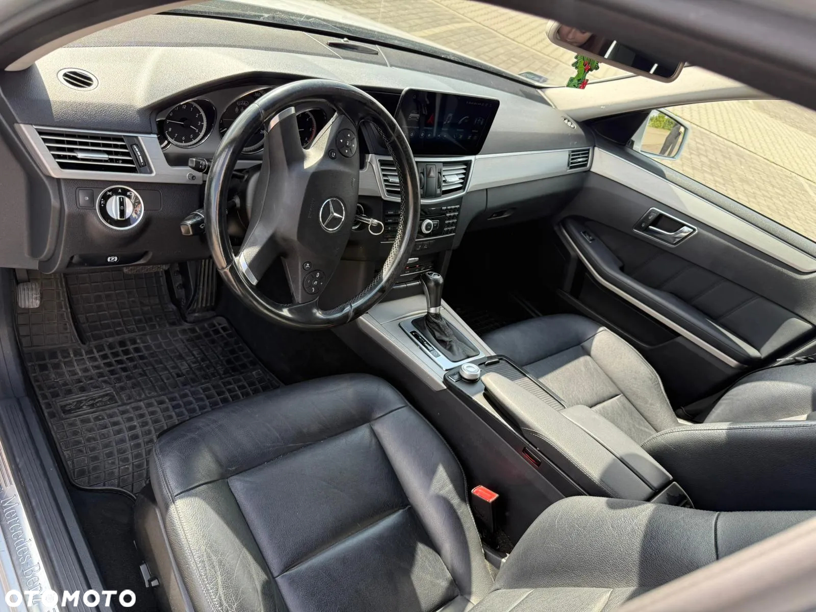 Mercedes-Benz Klasa E 250 BlueTEC 9G-TRONIC Avantgarde - 16