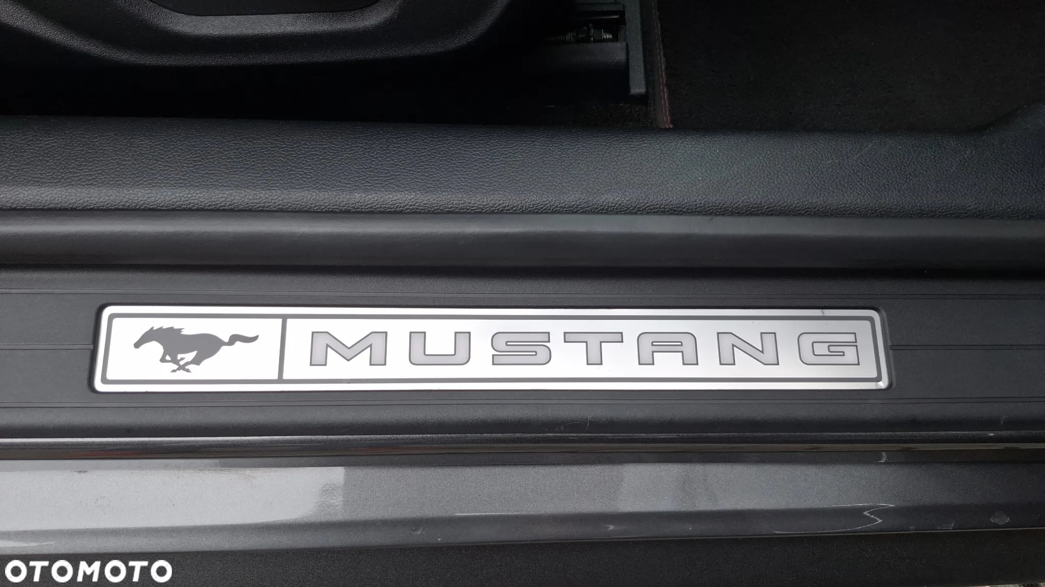 Ford Mustang 5.0 V8 GT - 37