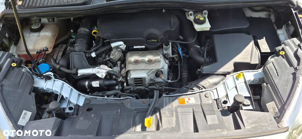Ford C-MAX - 7