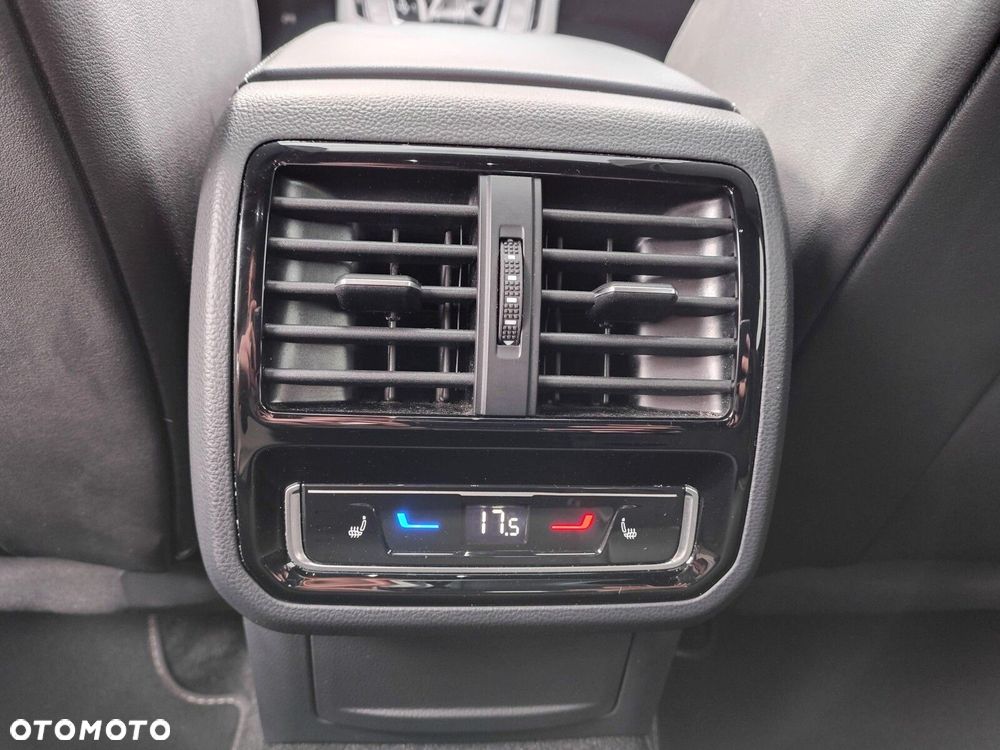 Volkswagen Arteon 2.0 TDI R-Line DSG - 27