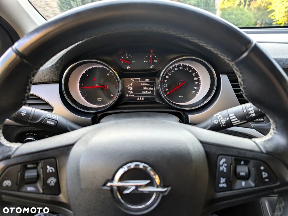 Opel Astra - 16