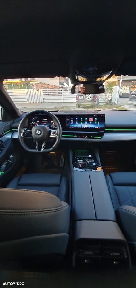 BMW Seria 5 520d xDrive AT MHEV - 18