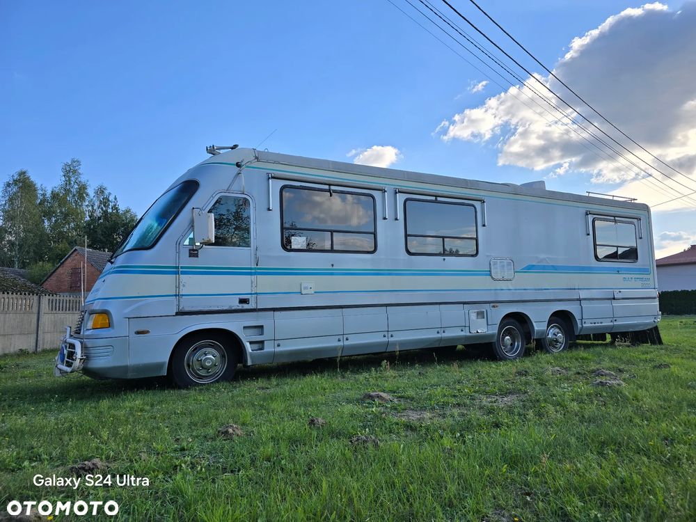 Chevrolet Winnebago Oshkosh Gulf Stream 2000 kamper USA Rv XXL cummins - 1