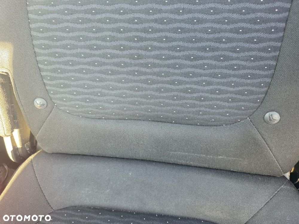 Opel Meriva - 13