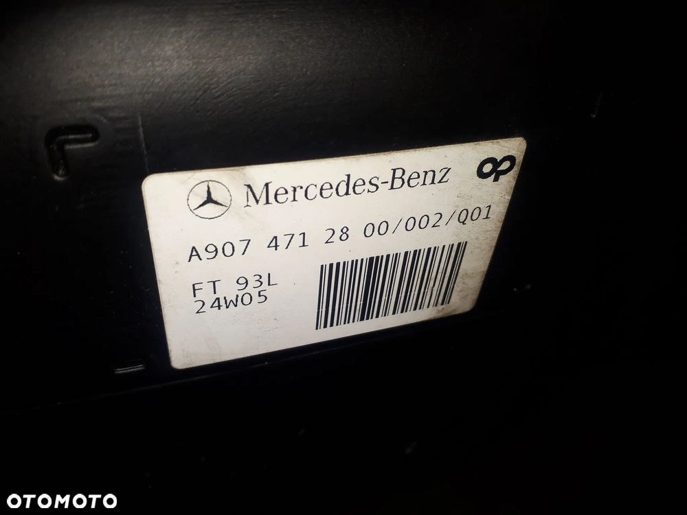 MERCEDES SPRINTER 907 ZBIORNIK PALIWA 100 L - 5