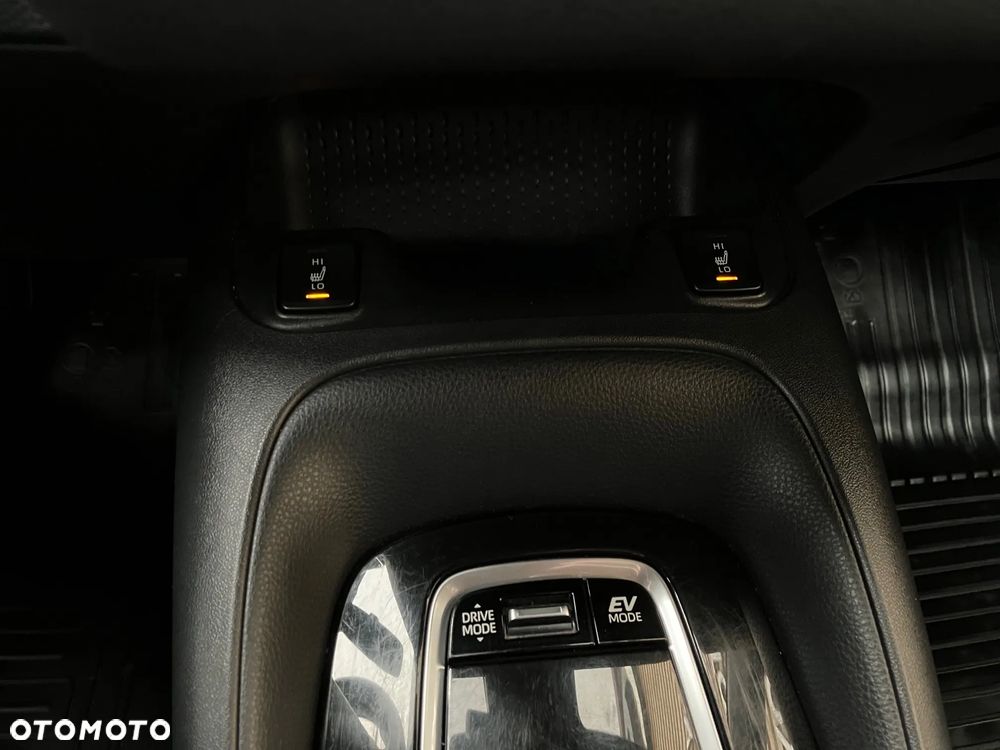 Toyota Corolla 1.8 Hybrid GPF Comfort - 29