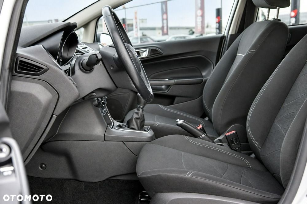 Ford Fiesta - 18