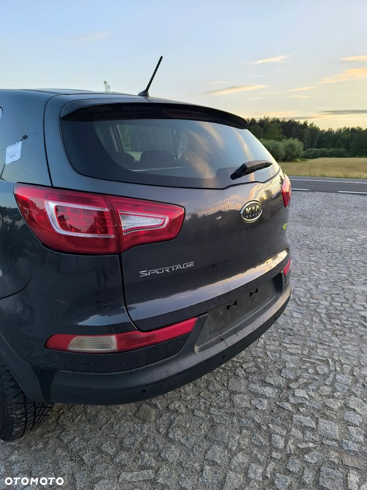 Kia Sportage 1.7 CRDI 2WD Attract - 12
