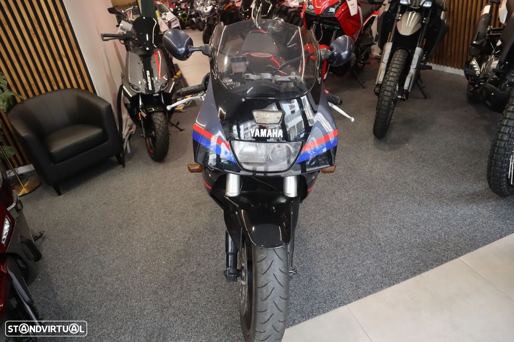 Yamaha FZR GENESIS - 12