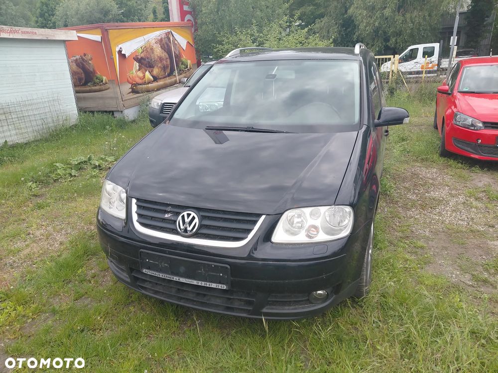 Volkswagen Touran 2.0 FSI Trendline - 3