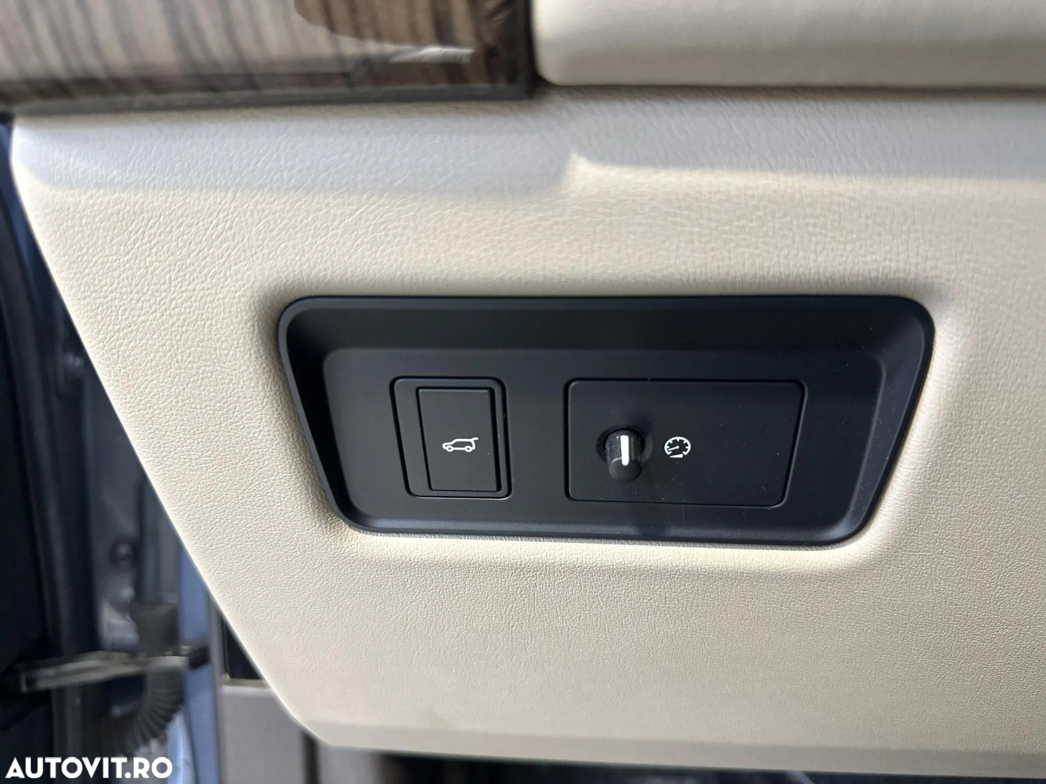 Land Rover Range Rover - 15