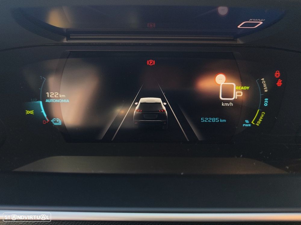 Peugeot e-2008 50 kWh GT - 37