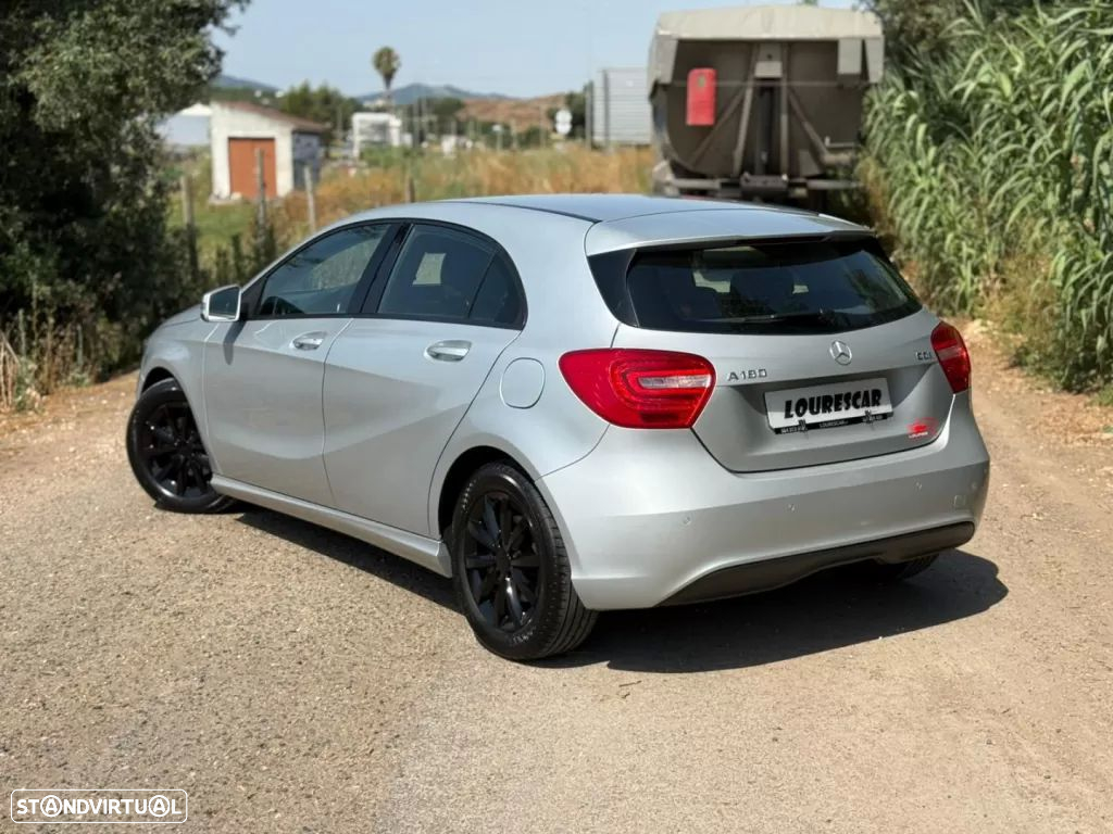 Mercedes-Benz A 180 CDI (BlueEFFICIENCY) Urban - 8