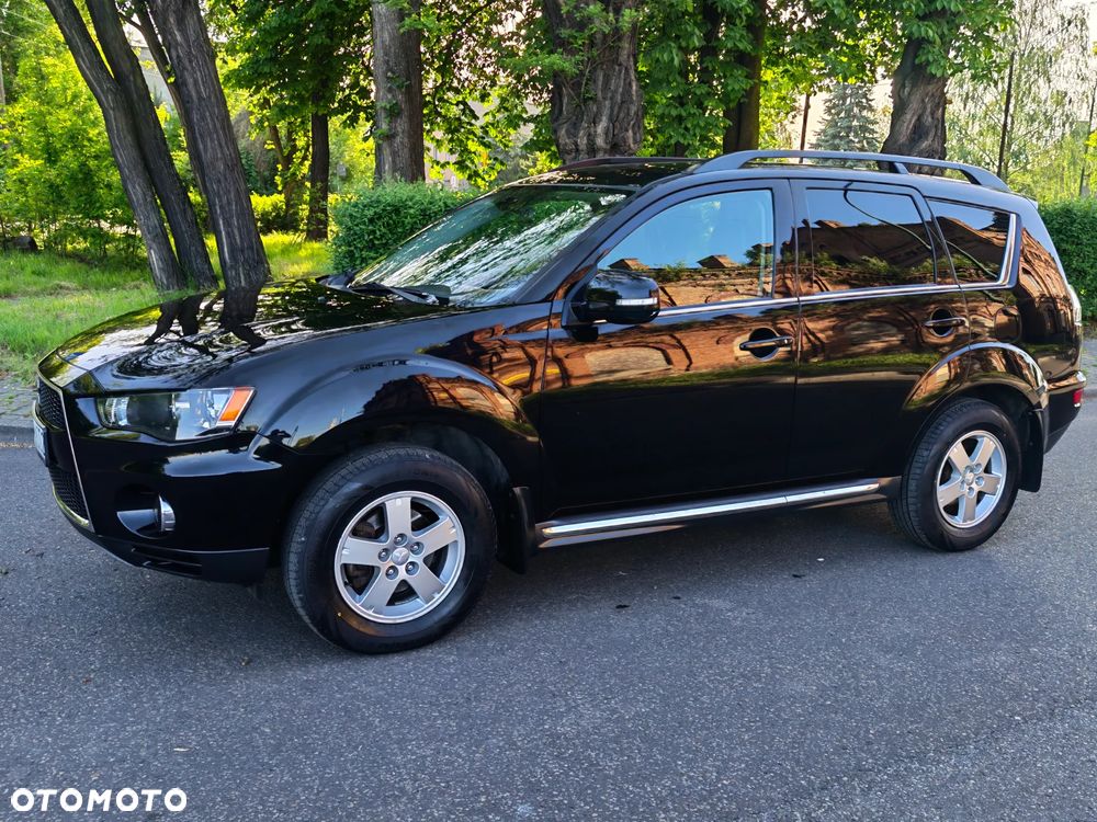 Mitsubishi Outlander 2.2 DID Instyle EU5 TC-SST - 24