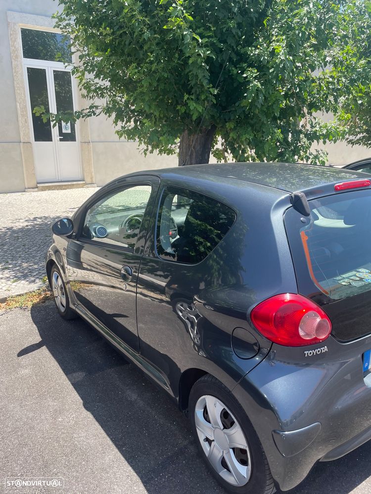 Toyota Aygo 1.0 + AC - 9