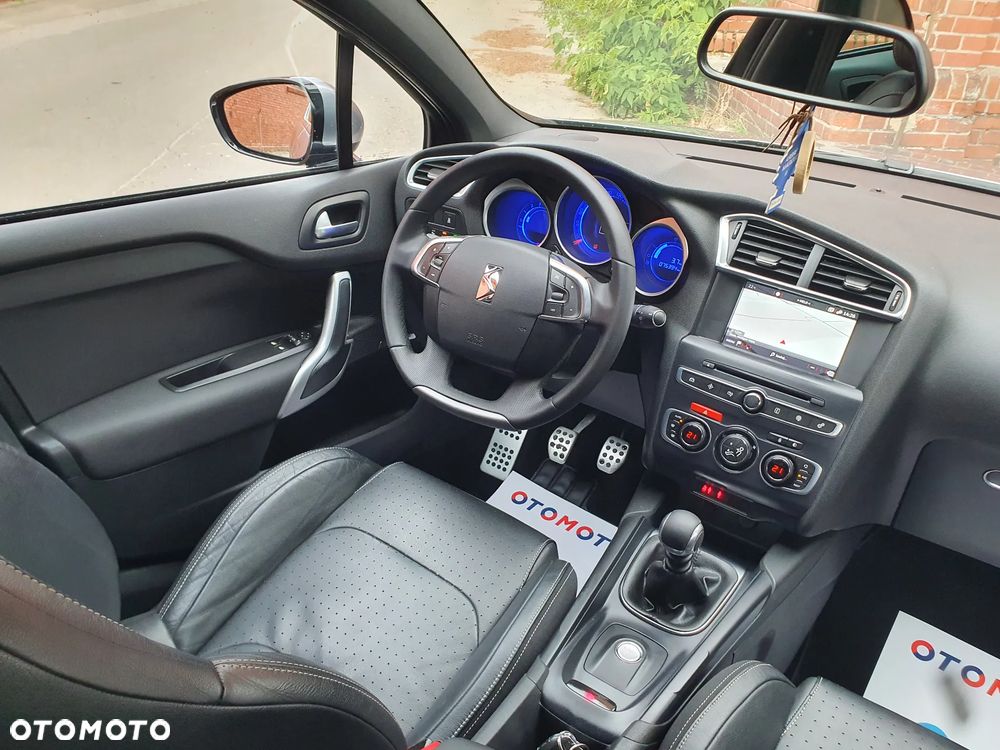 DS Automobiles DS 4 - 11