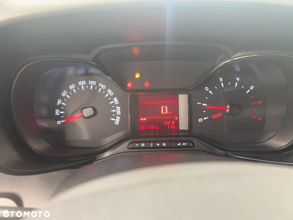 Toyota Proace City - 15