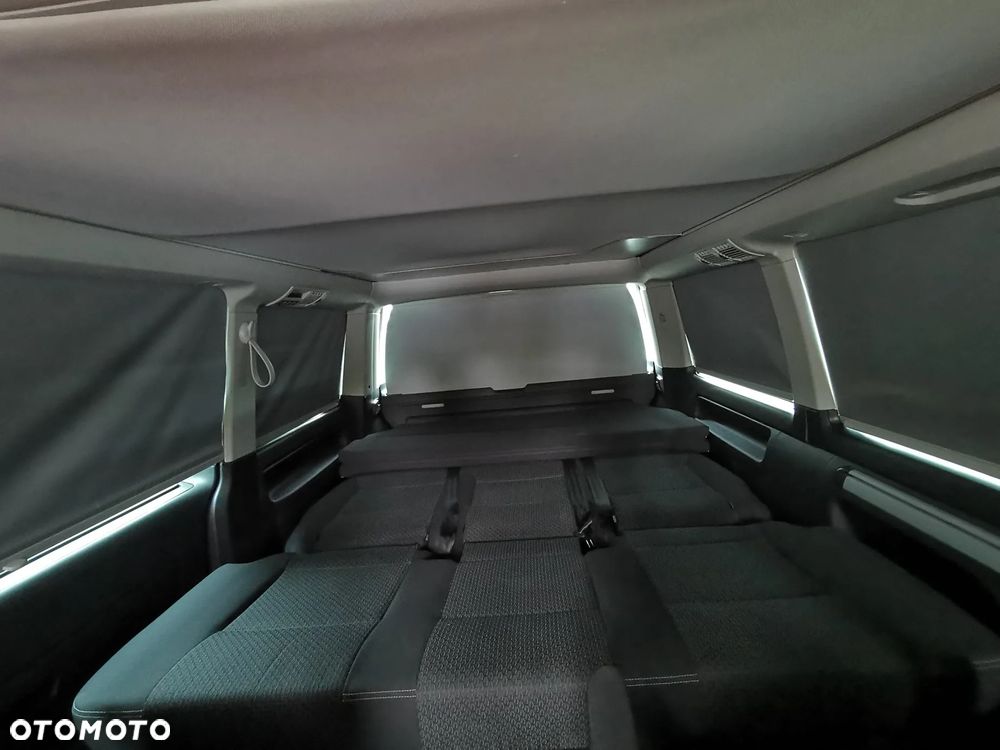 Volkswagen California - 32