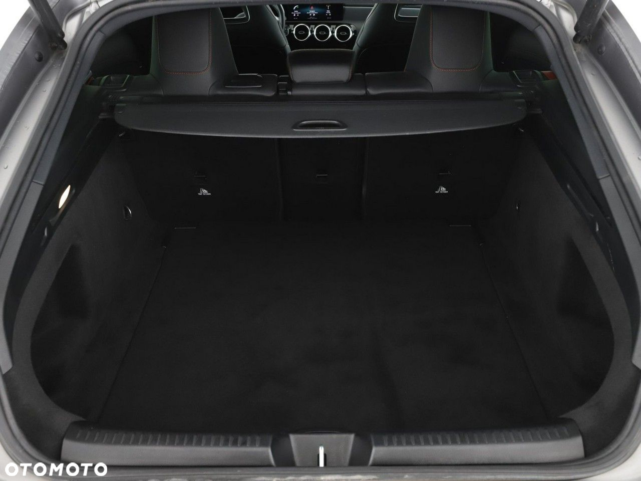 Mercedes-Benz CLA AMG 35 4Matic Shooting B AMG Speedshift 7G-DCT - 20