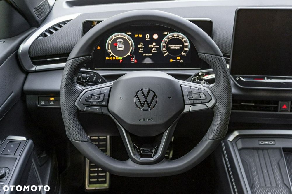 Volkswagen T-Roc - 22