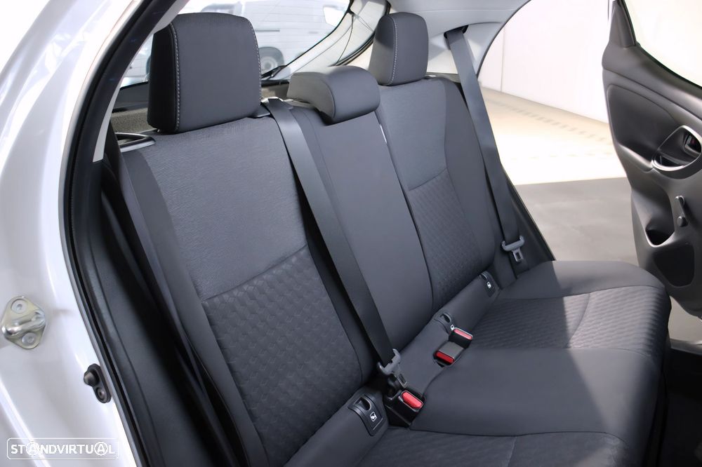 Toyota Yaris 1.5 HDF Comfort - 13