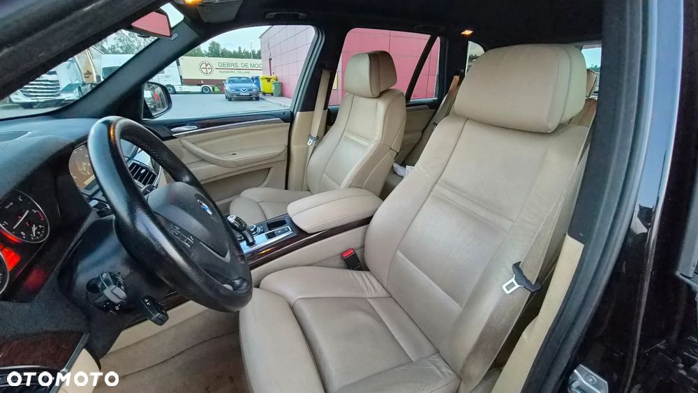BMW X5 - 12