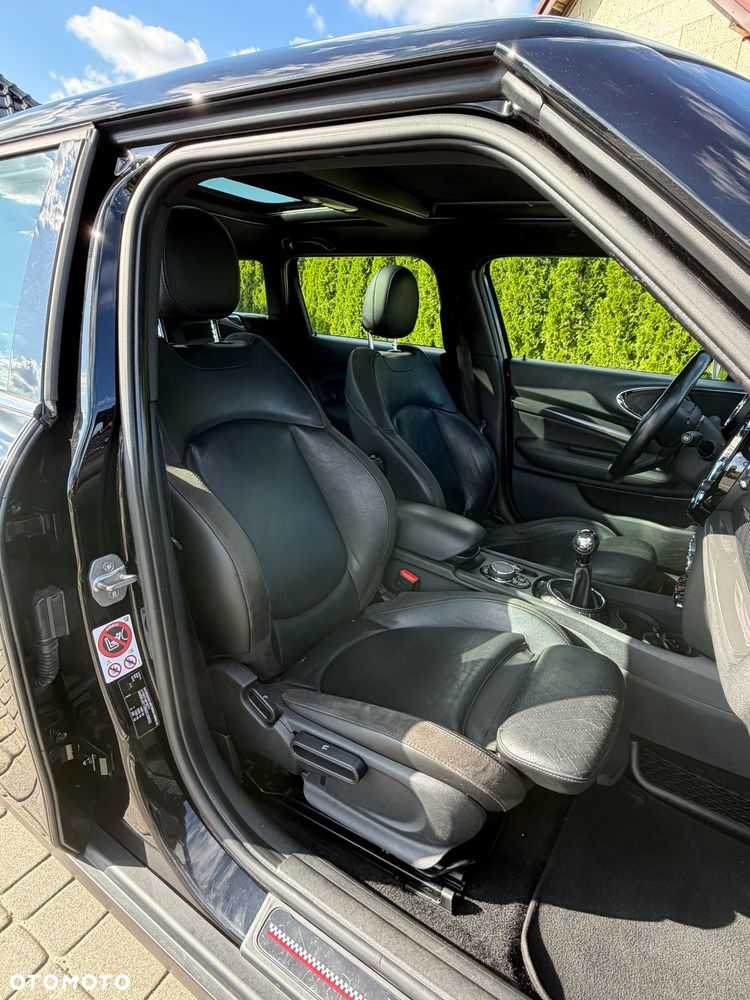 MINI Clubman Cooper SD - 18