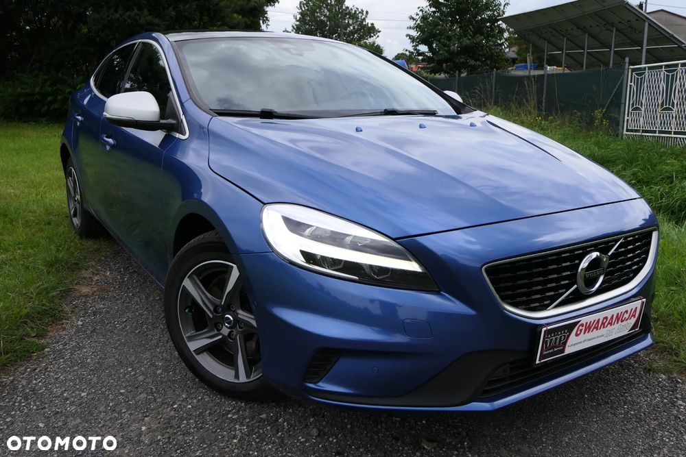 Volvo V40 D3 Drive-E SCR R-Design Momentum - 1